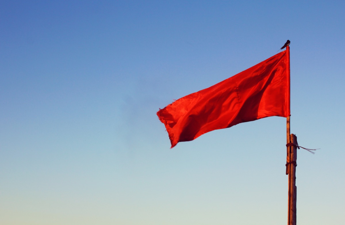 Assessing Custom Dev Partners: 4 Red Flags to Watch Out For